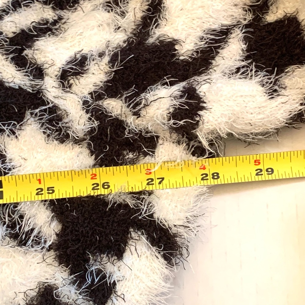 Isaac Mizrahi Live 2X Plus black white Houndstooth cardigan sweater Cozycore - Picture 9 of 14